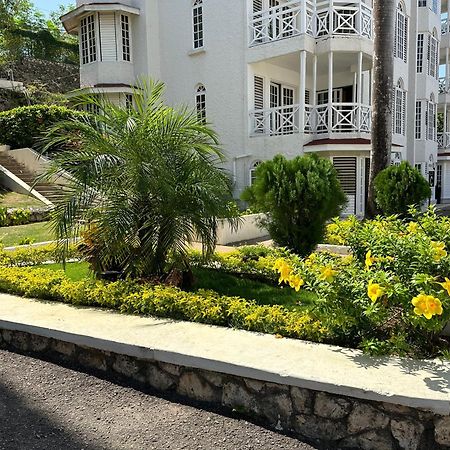 Falcon Islandview - Airport Pickup Available - 24Security Montego Bay Kültér fotó